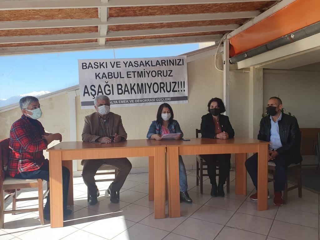 Baskı ve Yasaklarınızı Kabul Etmiyoruz!