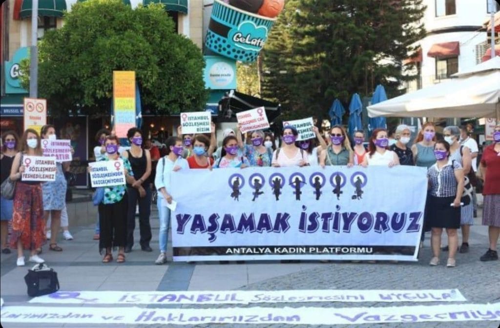 İstanbul sözleşmesi’nden Vazgeçmiyoruz!