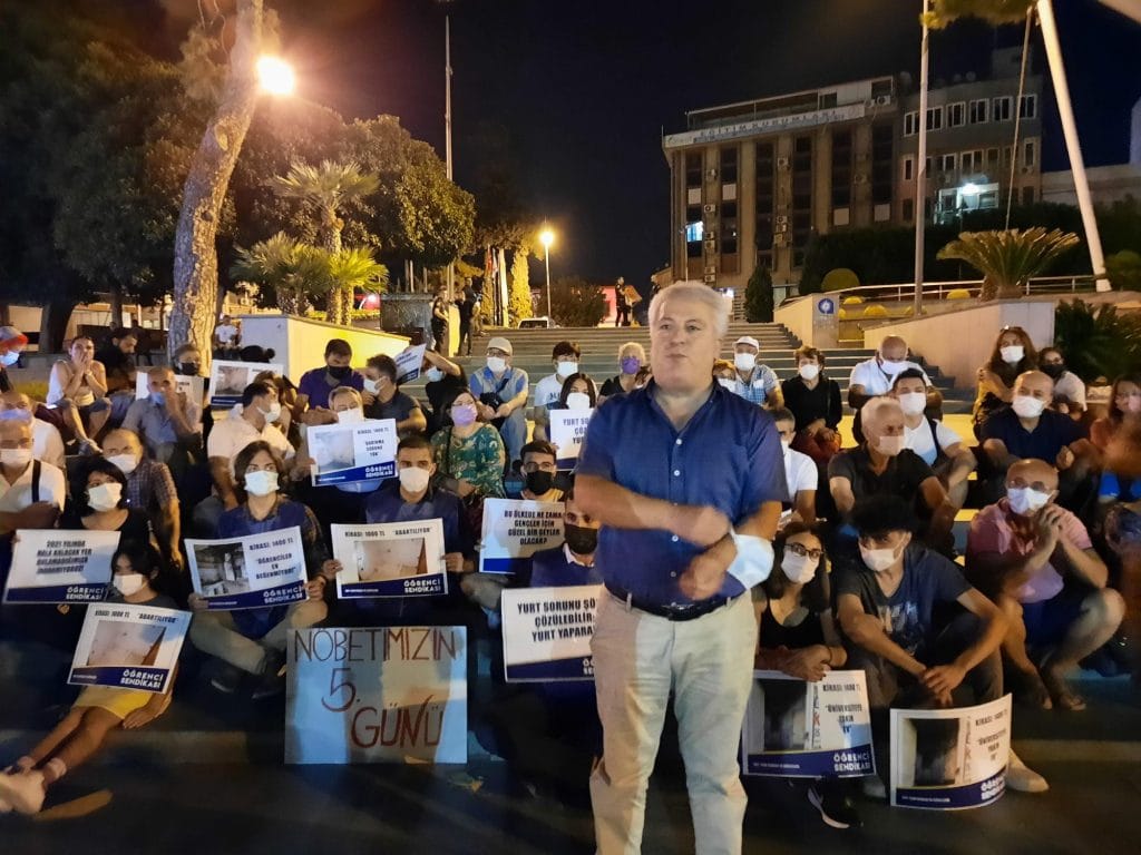 Barınma Hakkı İçin Öğrencilerimizin Tarafındayız!