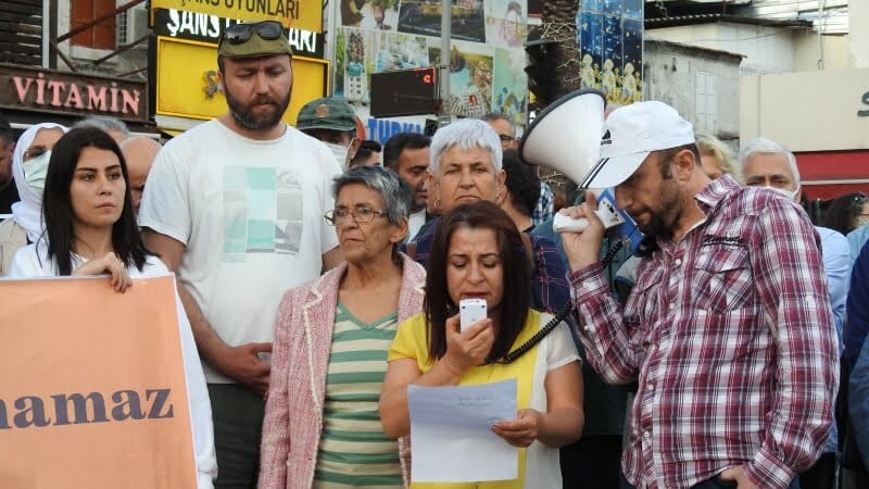BU BÖYLE GİTMEZ! KARANLIK GİDER, GEZİ KALIR