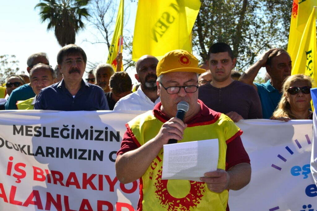 MESLEK İTİBARIMIZ, HAKLARIMIZ VE GELECEĞİMİZ İÇİN  İŞ BIRAKTIK